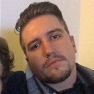 Meet your Posher, Logan